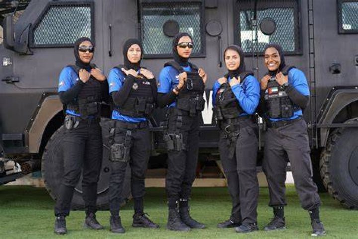 Are there any female POWs?