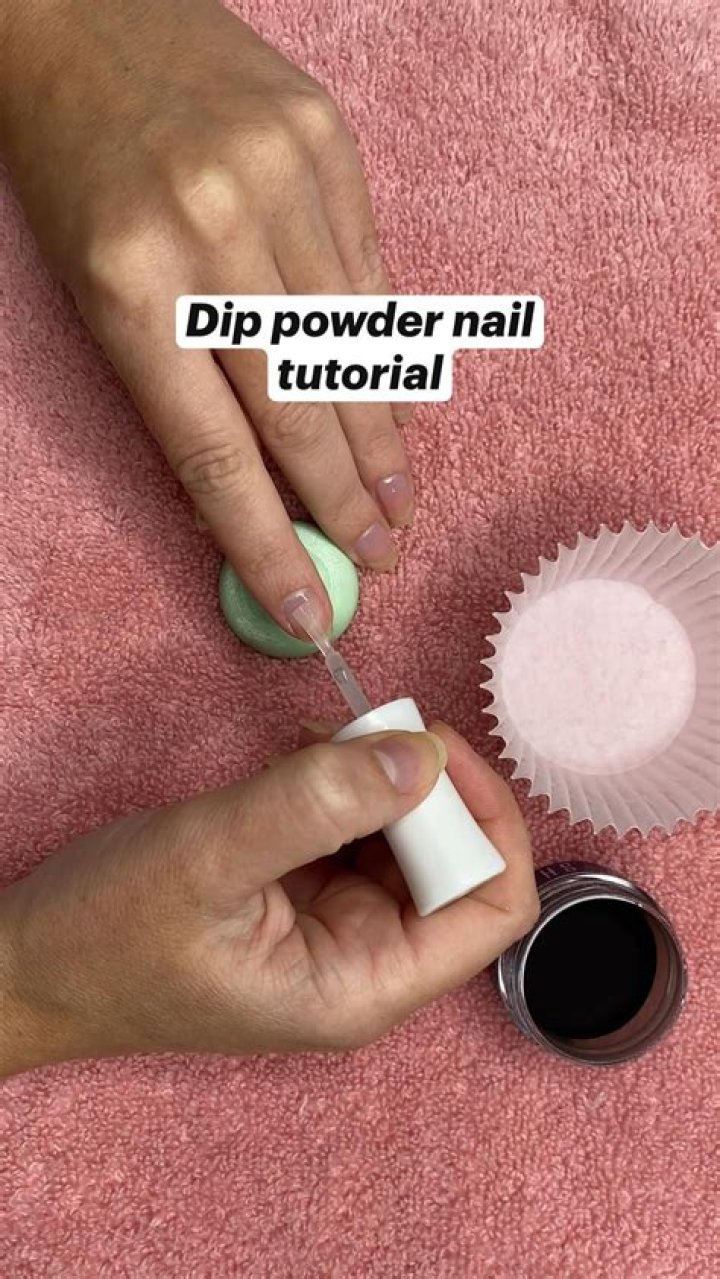 Can dip powder make you sick?