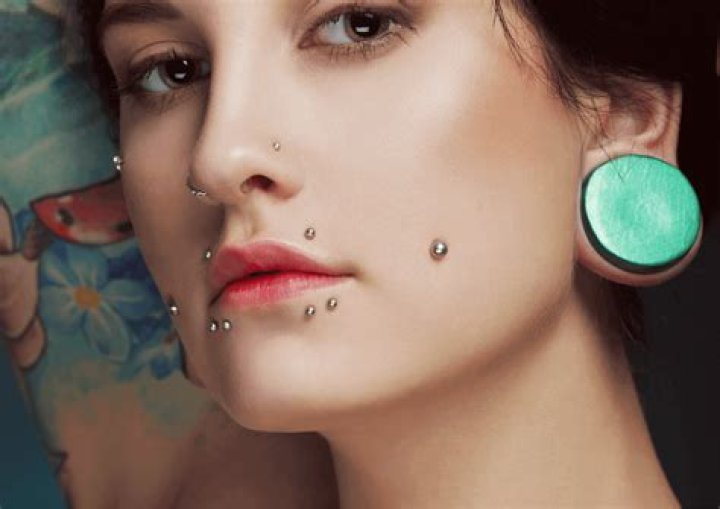Can I ice my piercing?