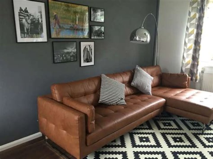 Can I put brown furniture with grey walls?