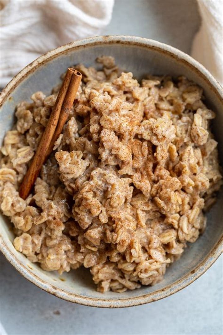 Can worms grow in oatmeal?