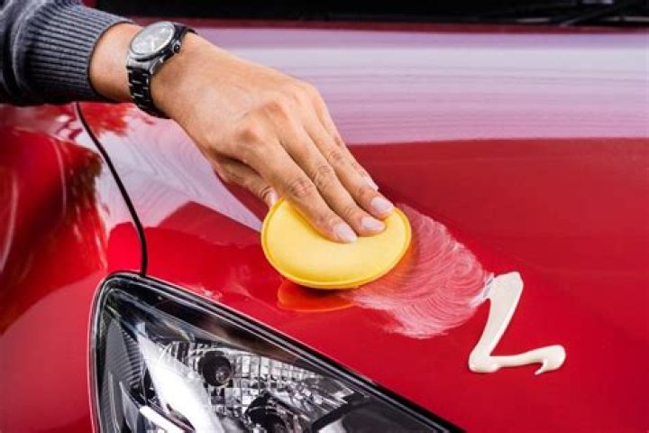 Can you wax a car chrome?