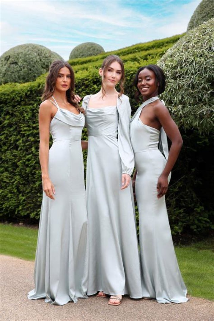 Do bridesmaid dresses have to match?