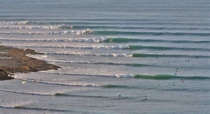 Does New Zealand have good surf?