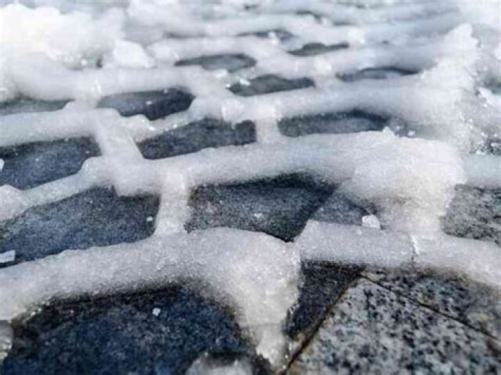 How long do snow tires last?