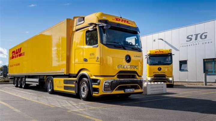Is DHL terrible?