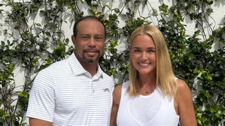 What does Tiger Woods ex wife do now?