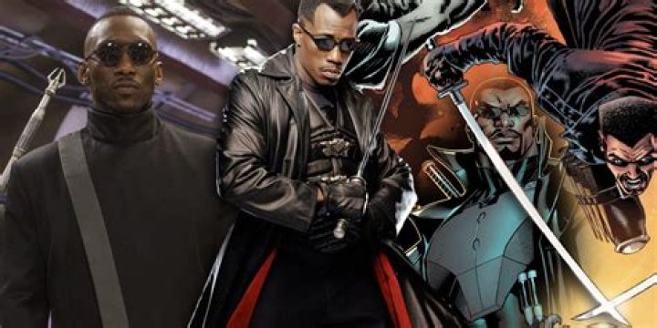 What gun did blade use?