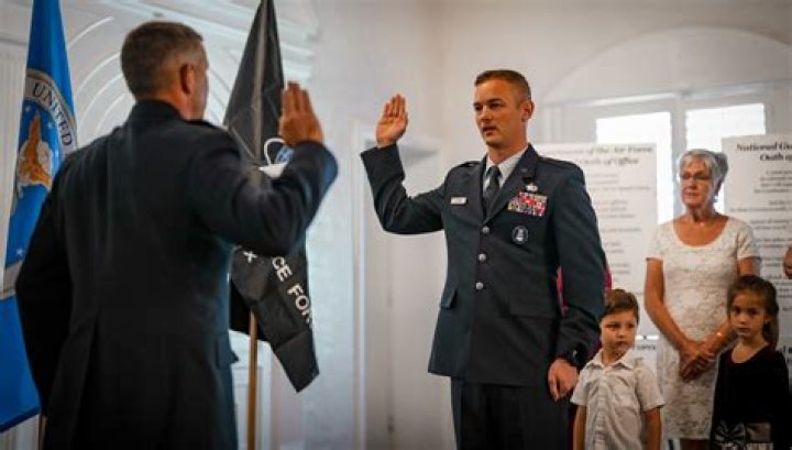 Who in the Air Force sees combat?