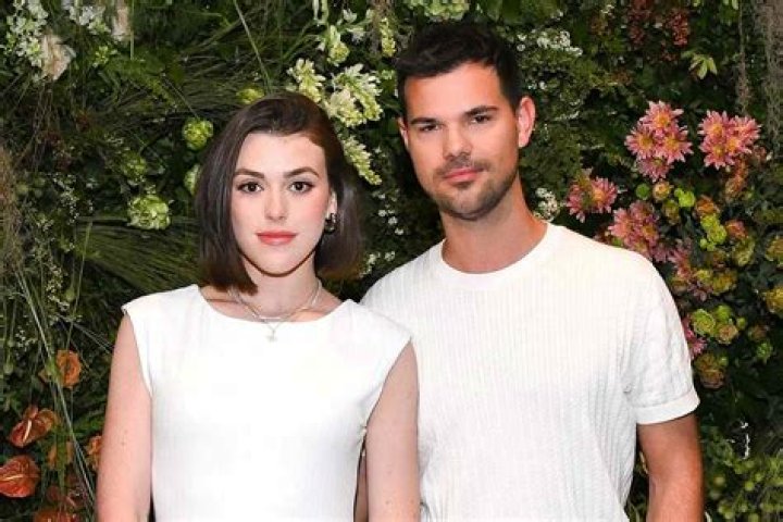 Who is Taylor Lautner's wife?