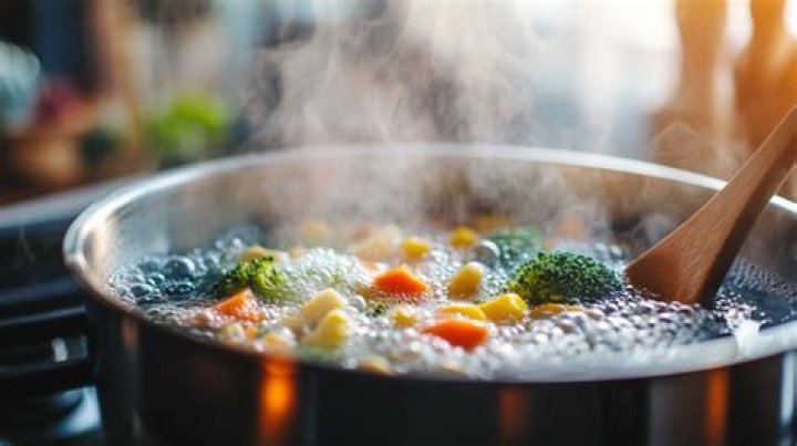 Will boiling water clear a slow drain?